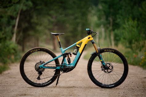 YETI CYCLES ENTERS E MTB MARKET WITH LAUNCH OF THE RACE DRIVEN 160E