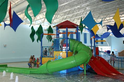 5 Indoor Water Parks Near Chicago