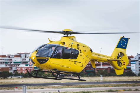 Salidas laborales y licencias de piloto de helicóptero