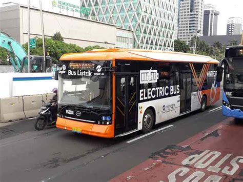 Transjakarta Akhirnya Operasikan Bus Listrik Untuk Layanan Reguler