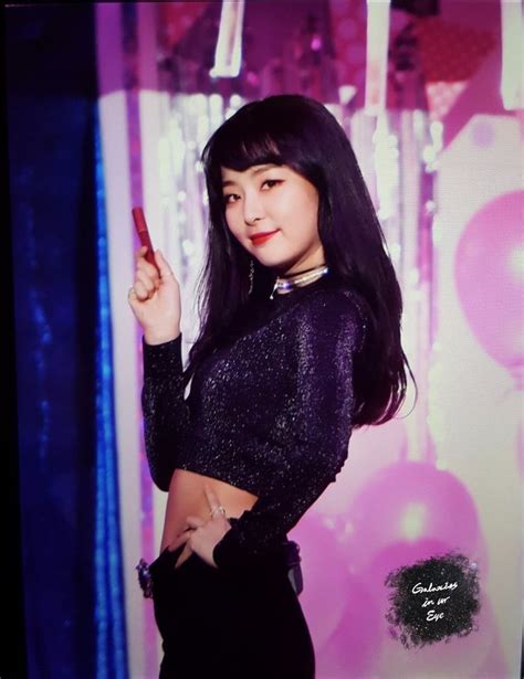 Seulgi Red Velvet Goth Kpop Style Fashion Gothic Swag Moda