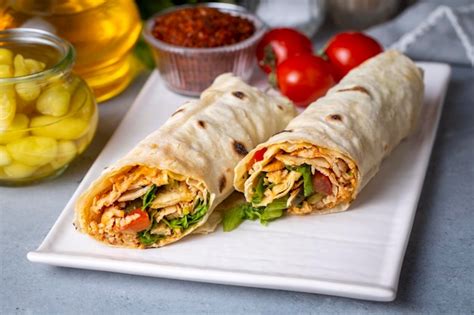 Pita Brot Lavash Roll H Hnchen D Ner Und Frisches Gem Se Durum