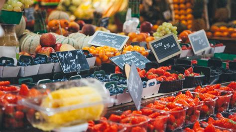 Les fruits et légumes invendus du marché des Arnavaux cuisinés et