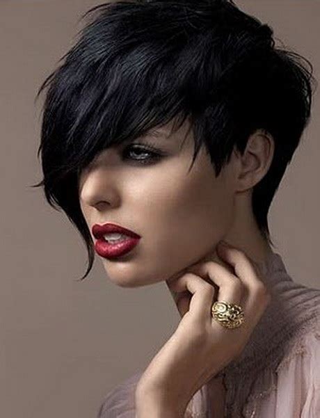 20 Cool Asymmetric Haircuts
