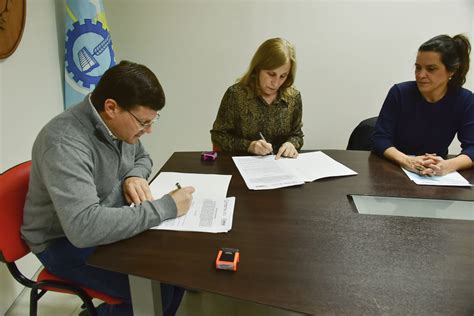 La Provincia Y La Universidad Del Chubut Firman Un Convenio De