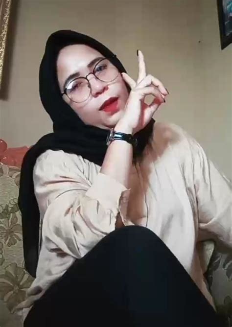 Pengecrot Handal🍆💦 On Twitter Ugh Kentel Bgt Peju Nya Buat Ughtea Lonte Hijab Satu Ini😈💦