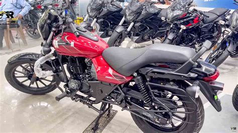 Bajaj Avenger Street Walkaround All New Changes Detailed