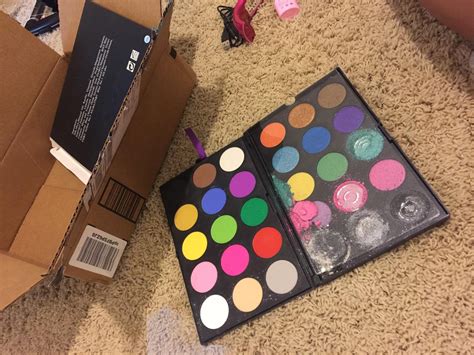 Amazon Joly Pro Cosmetics Colors Eyeshadow Palette Oz