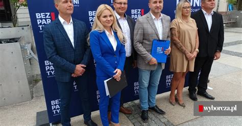 Bezpartyjni Samorządowcy przedstawili liderów w wyborach Suchański do