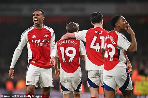 Arsenal Tottenham Gunners Reignite Premier League Title Hopes With