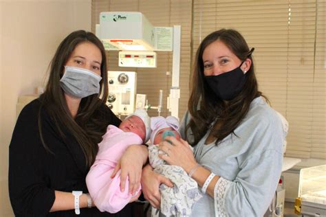 Birth Story Twin Sisters Both Give Birth On Their Birthday