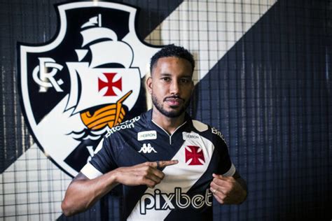 Vasco anuncia Jair que vestirá a camisa 8 Vasco O Globo