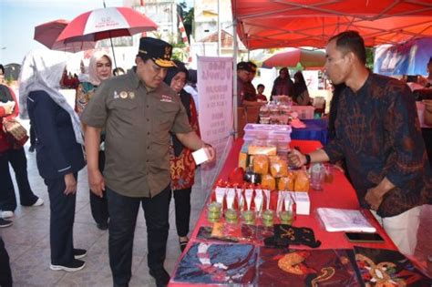 Setda Prov Kalteng Wagub Edy Pratowo Buka Pameran Museum Keliling Dan