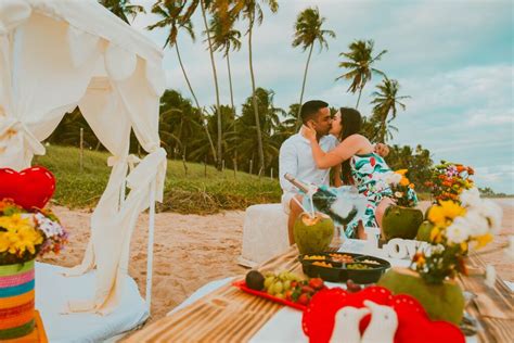 Pedido de Casamento piquenique na praia Hemerson e Tainá