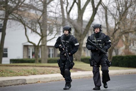 Usa sparatoria vicino università 4 feriti Arrestato l aggressore