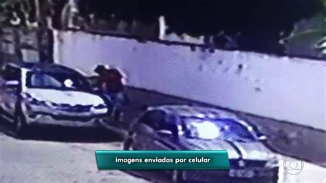 Vídeo Homem Atira Em Carro Blindado Durante Assalto Ne1 G1