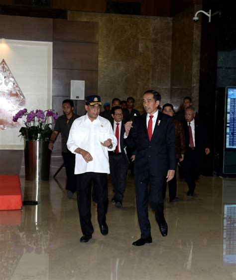 FOTO Presiden Resmikan Landasan Pacu 3 Bandara Soekarno Hatta