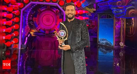 Bigg Boss Ott Season Winner Elvish Yadav Says Kirti Mehra Is Not His