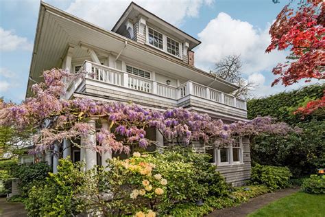 American Foursquare Interior Design Photos (2 Homes)