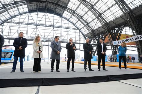 Giuliano En La Vuelta Del Tren Mitre A Retiro Esta Es Una Obra