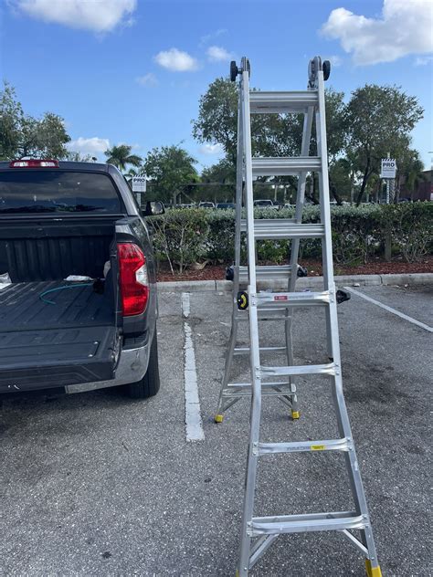 Werner 22 Ft Reach Aluminum Telescoping Multi Position Ladder With 300