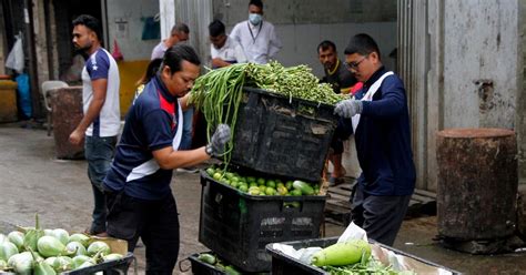 DBKL Sita Sayur Buah Milik Peniaga Warga Asing Di Pasar Borong