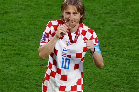 Luka Modric Dianggap Pahlawan Pasca Bawa Kroasia Juara Tiga Piala Dunia