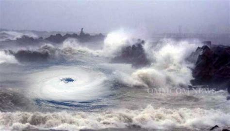 Low Pressure Over Bay Of Bengal Likely To Cause Heavy To Very Heavy Rainfall In Odisha Odisha