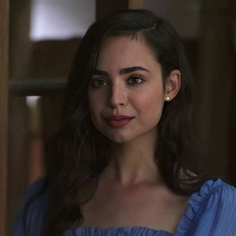 Feel The Beat Sofia Carson Interpreta April No Longa Da Netflix