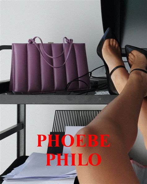 Phoebe Philo發布第二個系列由墮下的對證主演Sandra Hüller出鏡廣告大片 Vogue Hong Kong