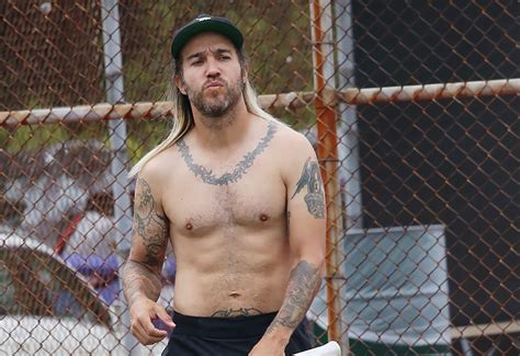 Pete Wentz Shirtless During A Tennis Match Naked Male Celebrities