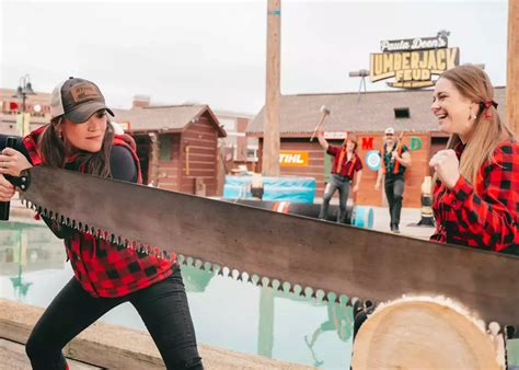 Pigeon Forge Shows Paula Deens Lumberjack Feud