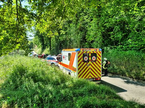 Zwei Schwerer Unf Lle Fordern Den Einsatz Der Feuerwehr Kraichtal Kfv