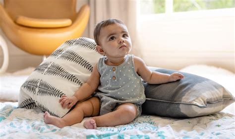 A Guide To Help Your Baby Sit Up Lovevery