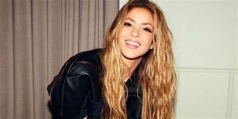 Shakira reveló algo muy fuerte en su nueva canción Es la Moda