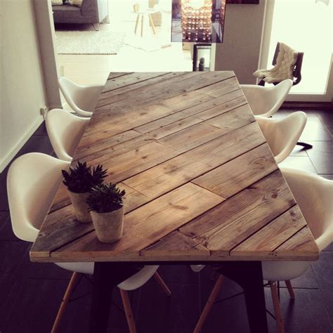 Diagonal Table Reclaimed Wood Diy Dining Table Diy Dining Dining