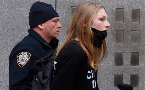 Arrestan A La Actriz Hunter Schafer Durante Protesta Pro Palestina