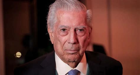 Dan De Alta A Escritor Mario Vargas Llosa Tras Hospitalización Por