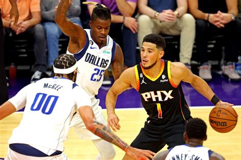 Phoenix Suns Face Dallas Mavericks In Marquee Christmas Matchup