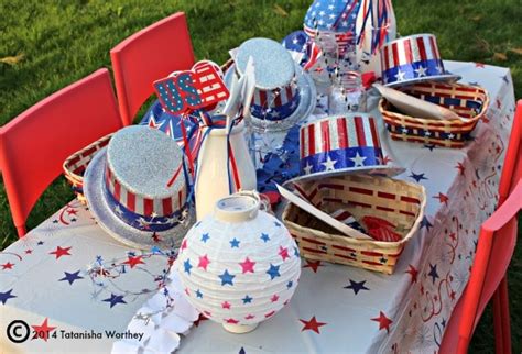 Frugal Patriotic Table Decor Ideas {memorial Day And 4th Of July}