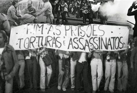 Diferen A Entre Fascismo E Ditadura