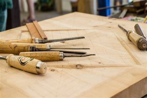 How To Sharpen Wood Carving Tools Sawshub