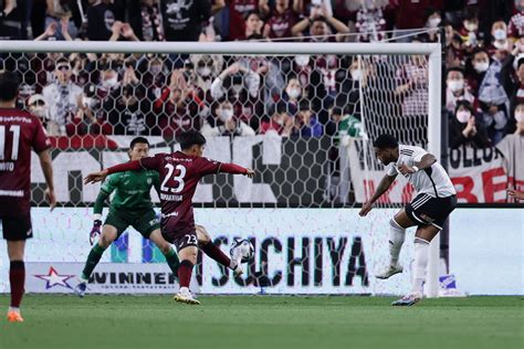 J Match Of The Week Top Two Battle As Vissel Marinos Meet In Mega