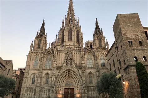 Gothic Quarter And Sagrada Familia Private Tour Skip The Line Tickets