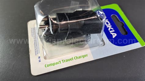 Nokia AC-5E Compact Travel Charger – Nokia Project Dream