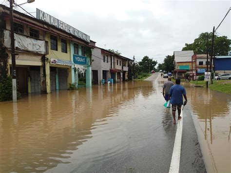 Mangsa Banjir Johor Menurun 4 942 Mangsa Di 36 PPS Utusan Malaysia