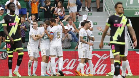 El Elche Golea A Un Rayo En Inferioridad Y Aplaza Su Descenso 4 0