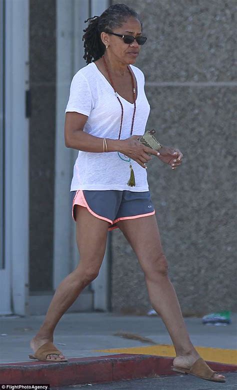 Hot Sexy Doria Ragland Bikini Pics