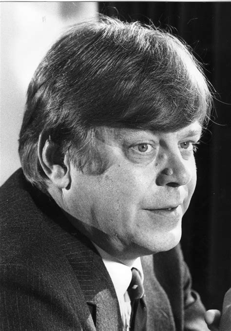 Warren Clarke