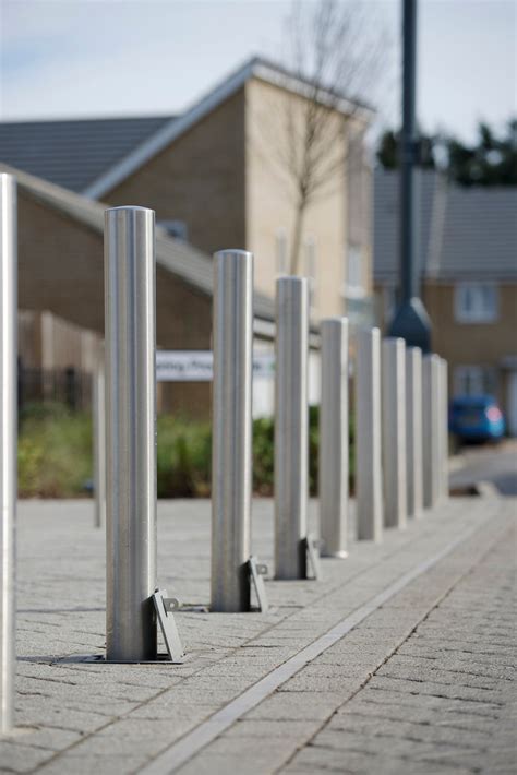 Driveway Bollards Uks Leading Retailer Of Marshalls Rhino Bollards